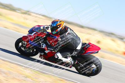 media/Oct-15-2023-TrackXperience (Sun) [[85198ff50b]]/Group 3/session 4 turn 3/